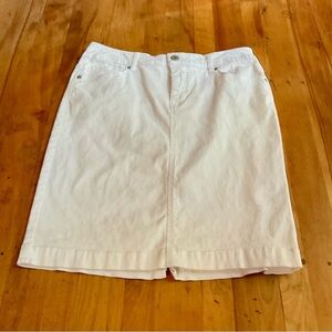 Cotton white women’s skirt